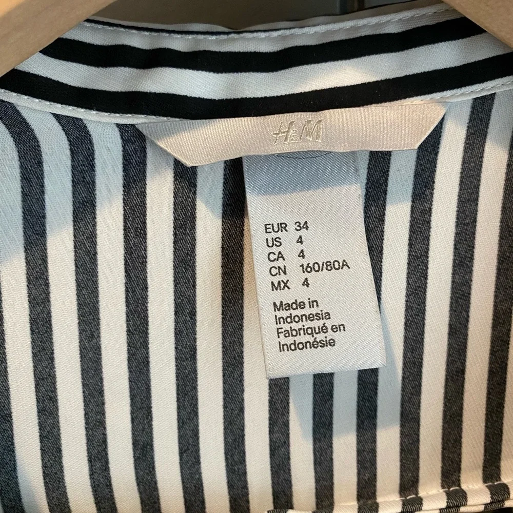 H&M - Picture 2 of 3